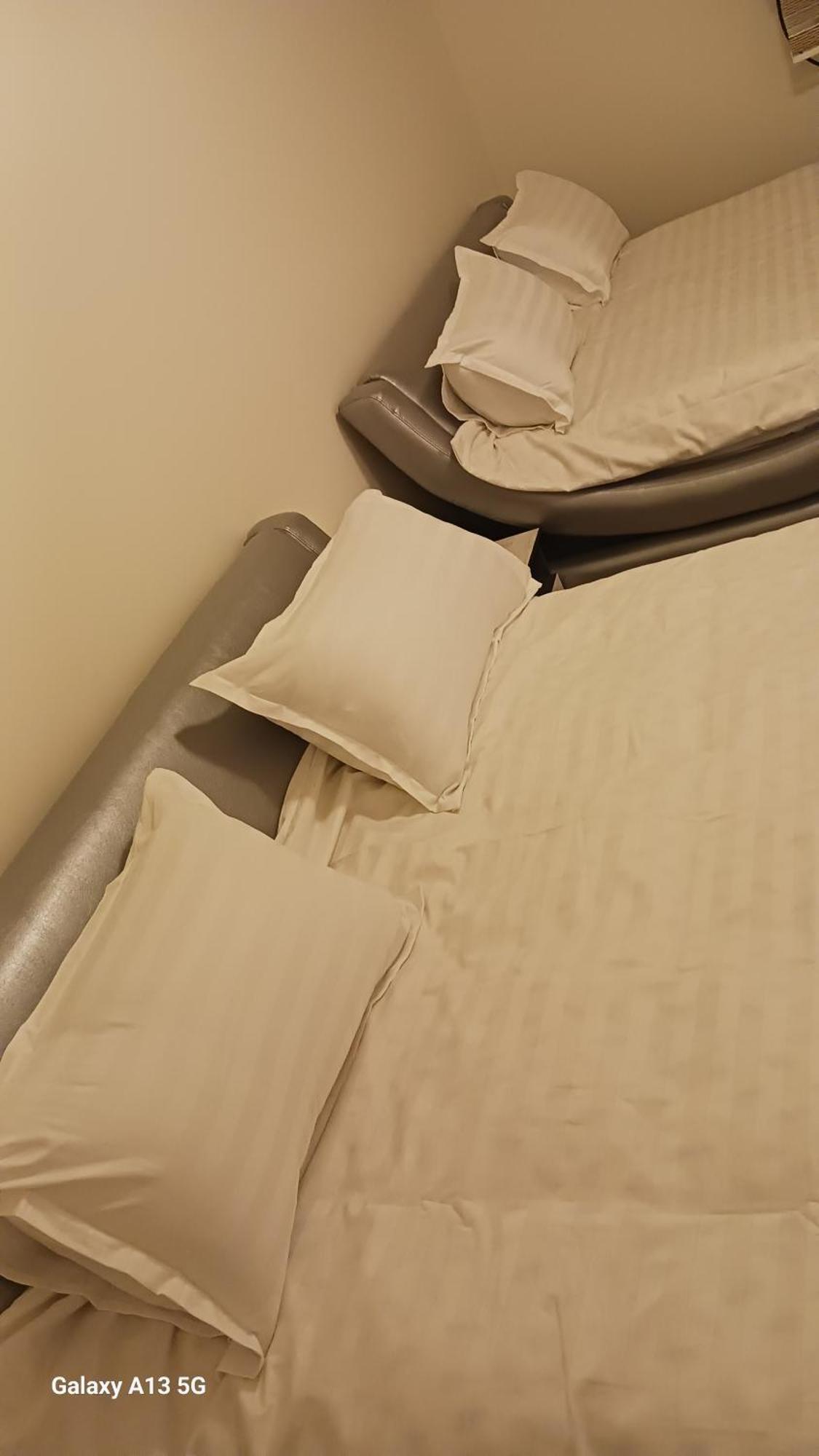 Trio Maria Apartment Otopeni Bagian luar foto